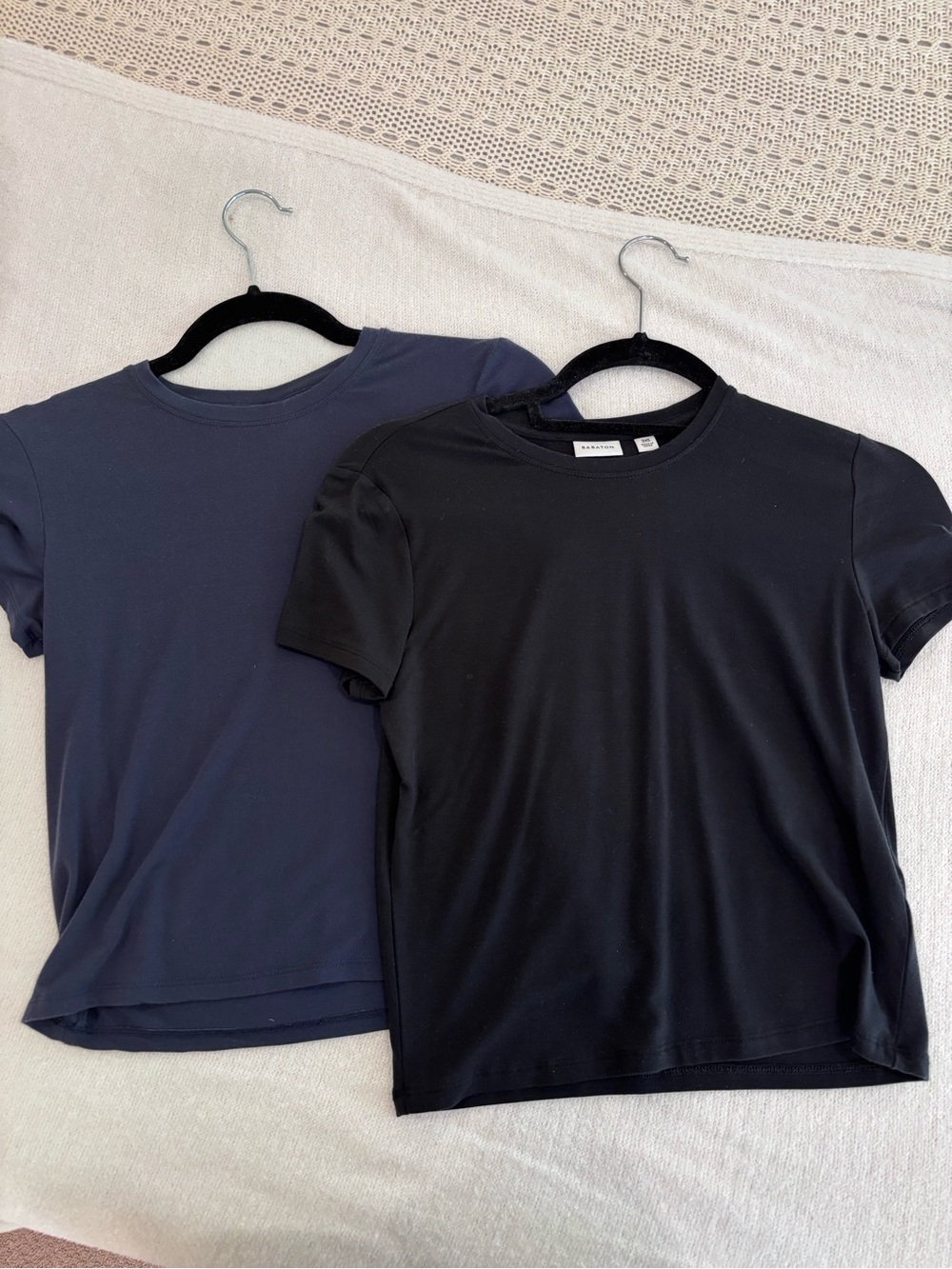 Aritzia Babaton Short Sleeve Tees - Black & Navy
